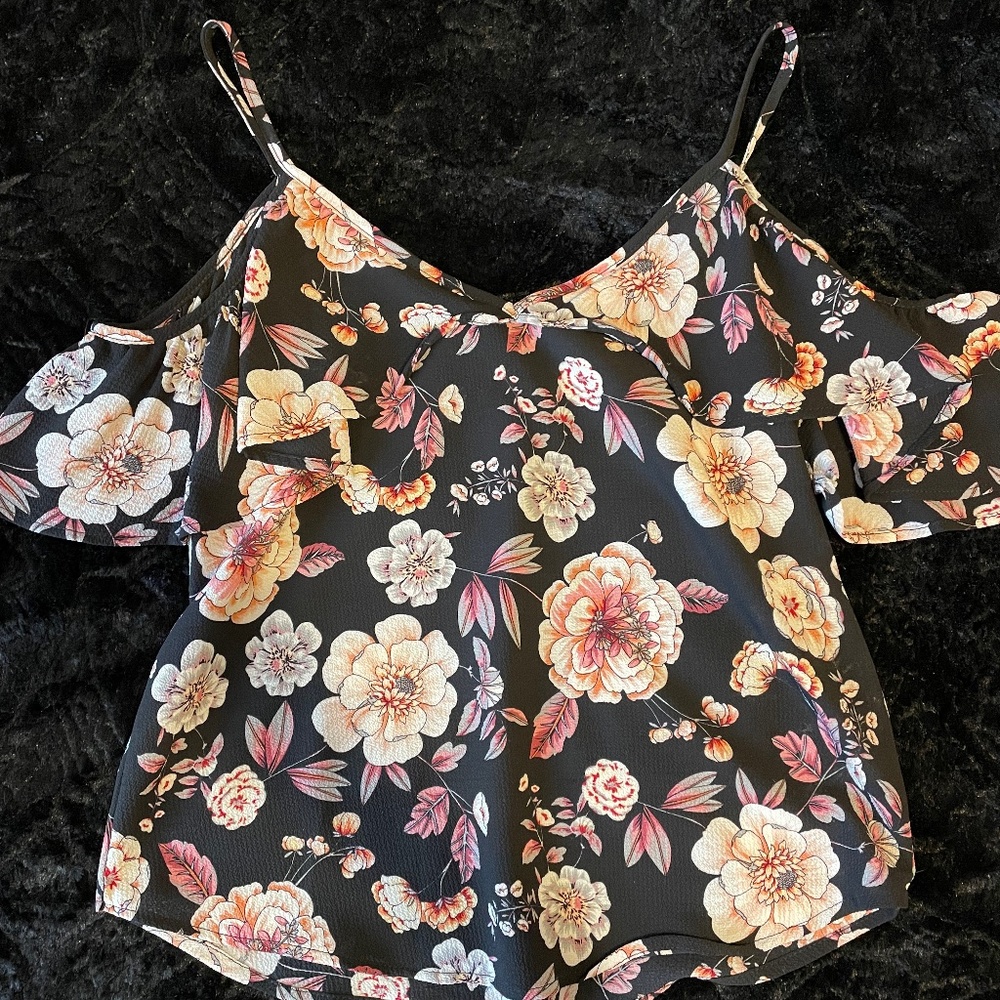 Floral Off-Shoulder Ruffle Top